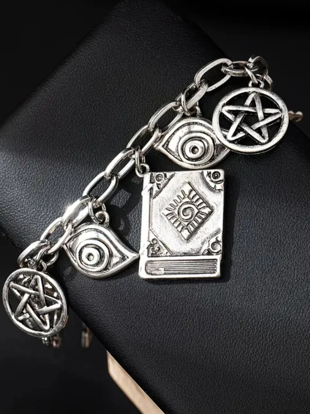 N/A stylish silver